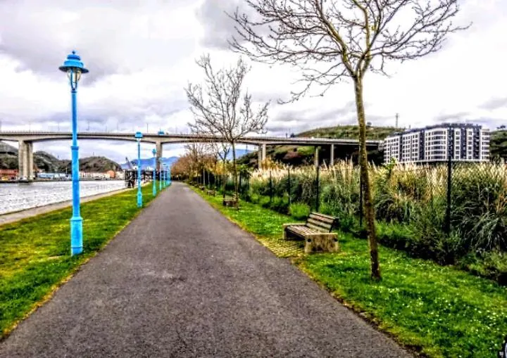 Apartment Riverside Barakaldo Spain